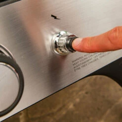 Ahumador De Gas Vertical Broil King -Weber Tienda de ventas Ahumador de Gas Vertical Broil King 11