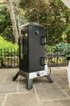 Ahumador De Gas Vertical Broil King -Weber Tienda de ventas Ahumador de Gas Vertical Broil King 18