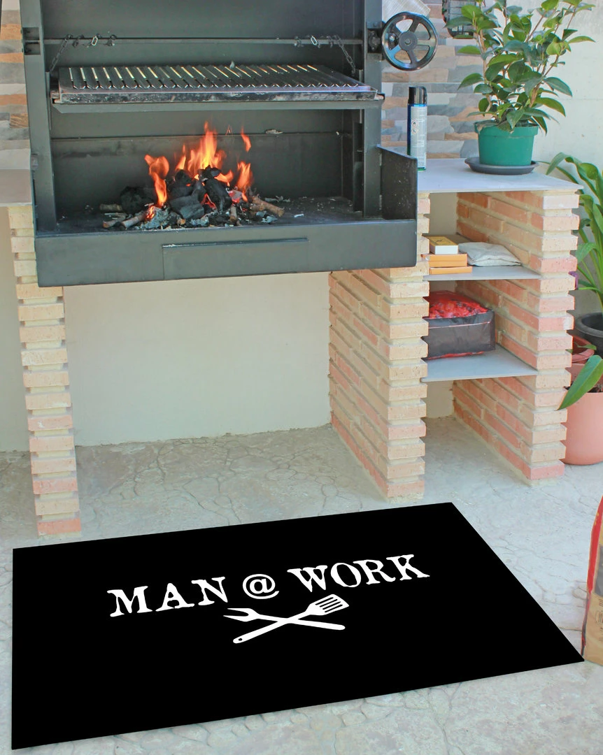 Alfombra Protectora Para Barbacoa Man At Work 2 Alfombra Protectora Para Barbacoa Man At Work - Imagen 2