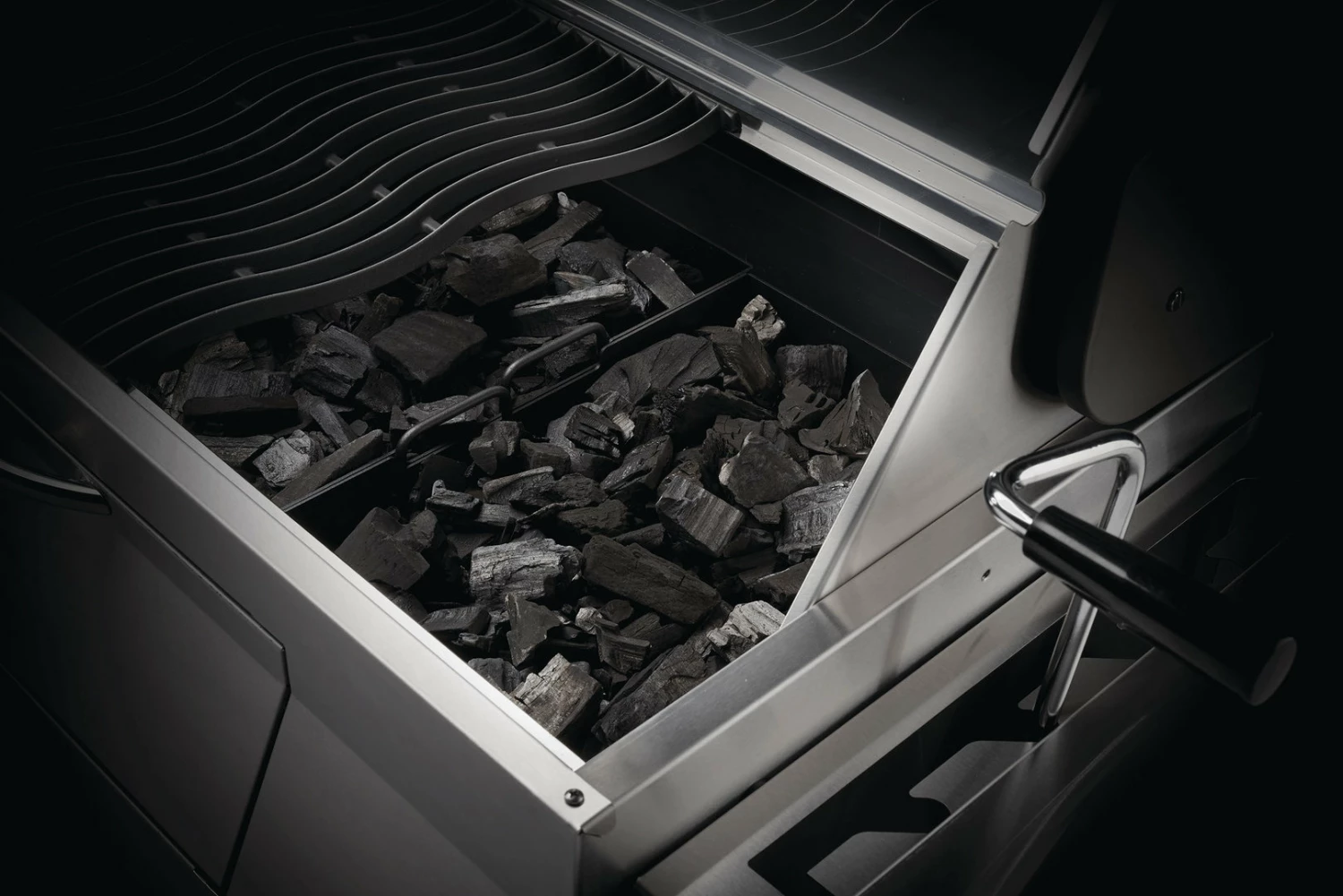 Barbacoa De Carbón Profesional Napoleon PRO605CSS 10 Barbacoa De Carbón Profesional Napoleon PRO605CSS - Imagen 10