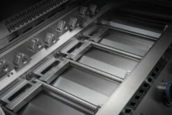 Napoleon Serie 700 38 RB Encastrar BIG38RBPSS -Weber Tienda de ventas Built In Details SearPlates BurnerOff Empty 1