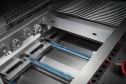 Napoleon Serie 700 38 RB Encastrar BIG38RBPSS -Weber Tienda de ventas Built In Details SearPlates BurnerOn WPlates 1