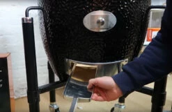 Kamado Monolith Classic Pro Series 2.0 Burdeos Con Pies 31 Kamado Monolith Classic Pro Series 2.0 Burdeos Con Pies -Weber Tienda de ventas Kamado Monolith Completo Rojo 001