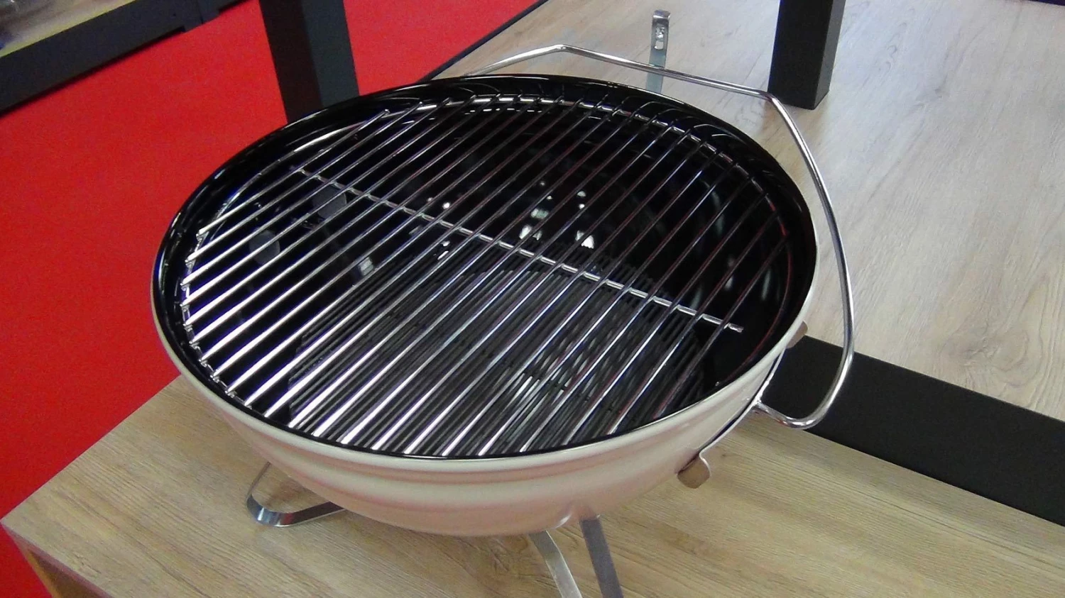 Weber Smokey Joe Premium 37 Cm Marfil 3 Weber Smokey Joe Premium 37 Cm Marfil - Imagen 3